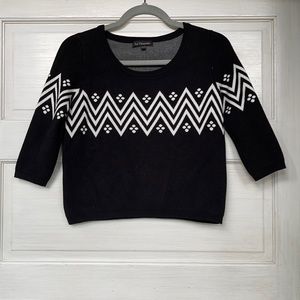 LA CHAPELLE Black with geometric detail blouse top